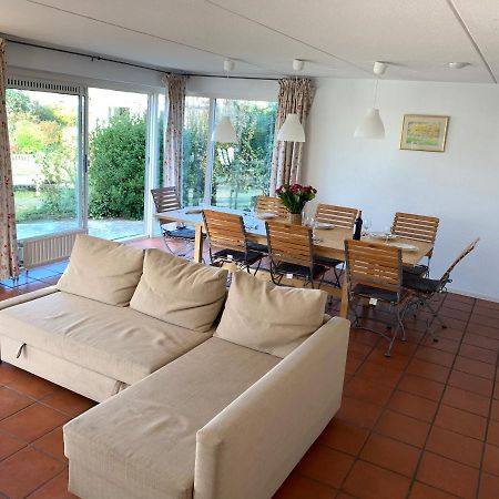 Vakantiewoning Direct Aan Het Veerse Meer Kortgene Bagian luar foto
