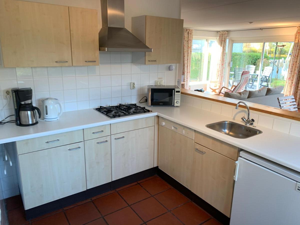 Vakantiewoning Direct Aan Het Veerse Meer Kortgene Bagian luar foto