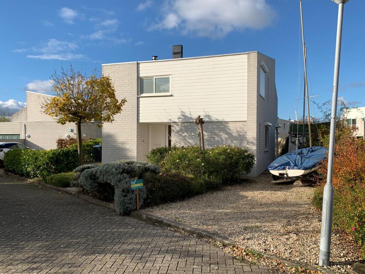 Vakantiewoning Direct Aan Het Veerse Meer Kortgene Bagian luar foto